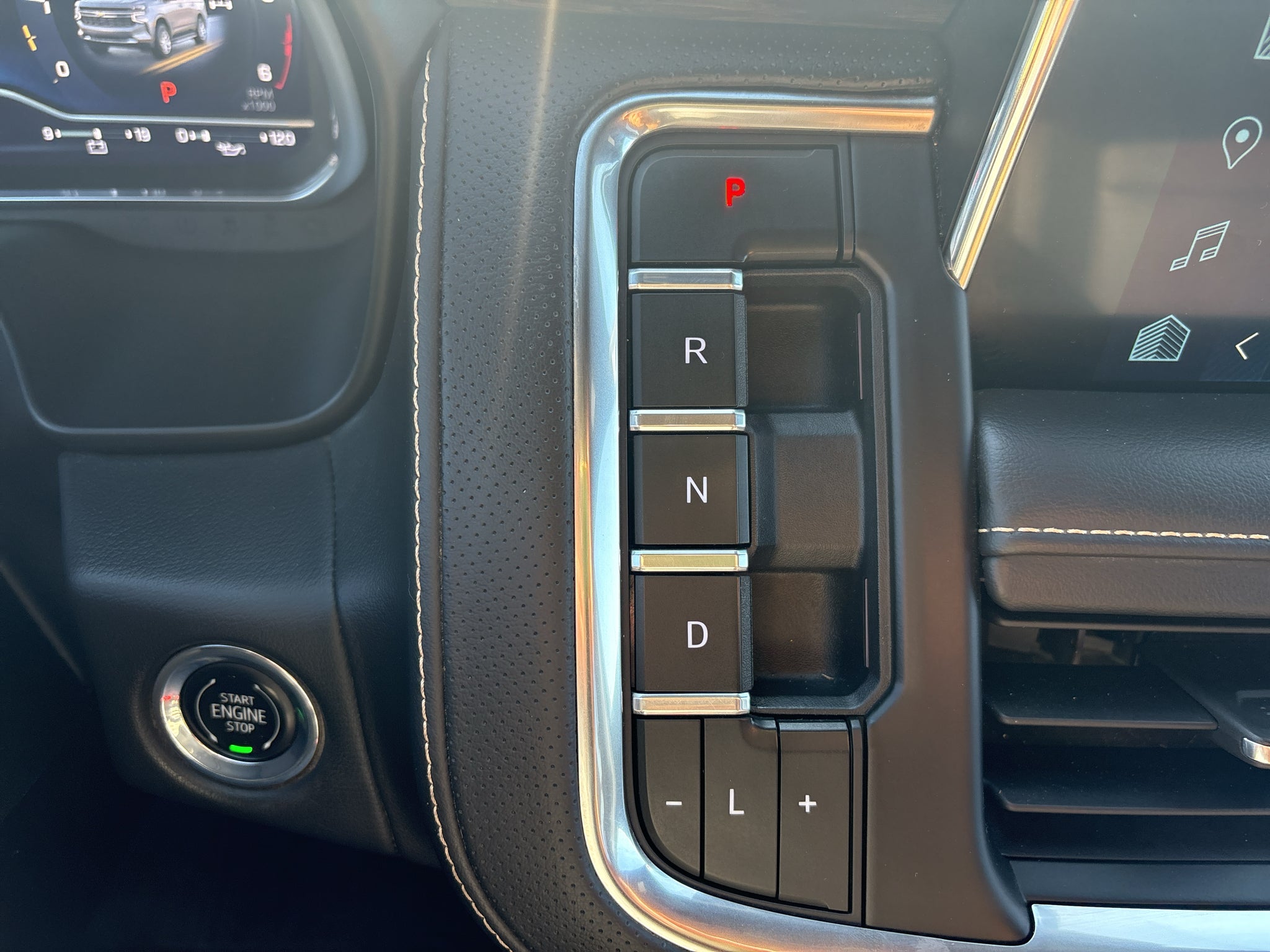 2023 Chevrolet Tahoe 4WD Premier