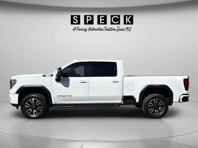 2022 GMC Sierra 2500HD 4WD Crew Cab Standard Bed AT4