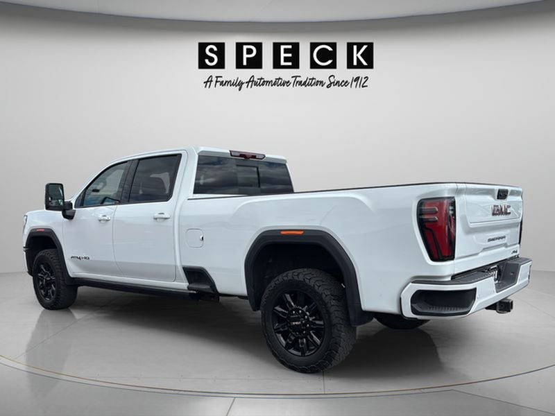 2024 GMC Sierra AT4