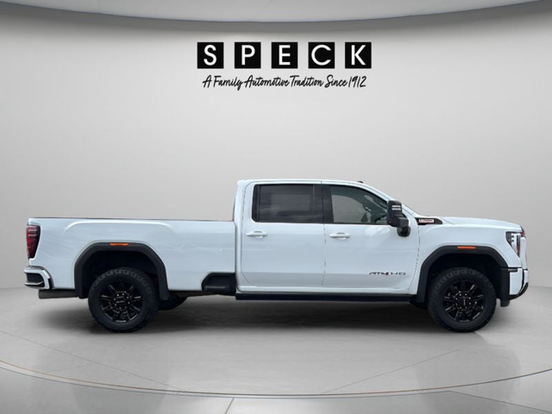 2024 GMC Sierra AT4
