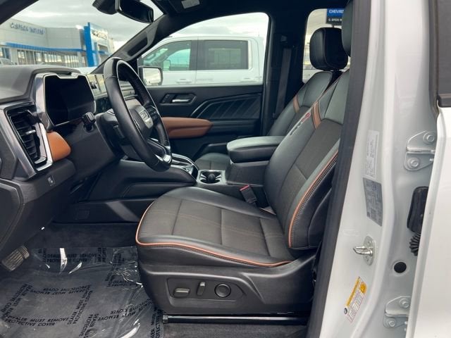 2023 GMC Canyon 4WD Crew Cab Short Box AT4