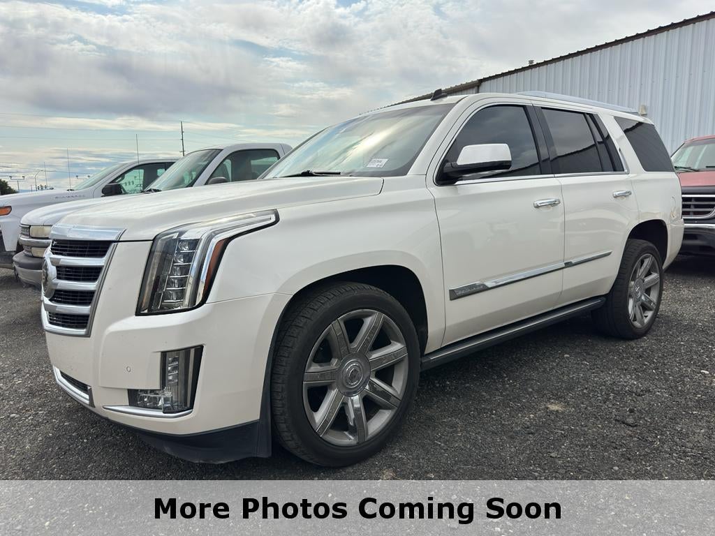 2015 Cadillac Escalade AWD Premium's photo