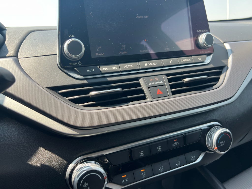 2024 Nissan Altima SR FWD
