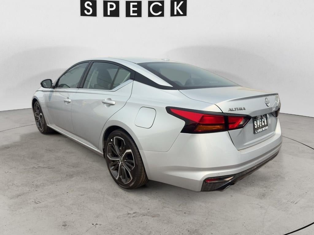 2024 Nissan Altima SR FWD