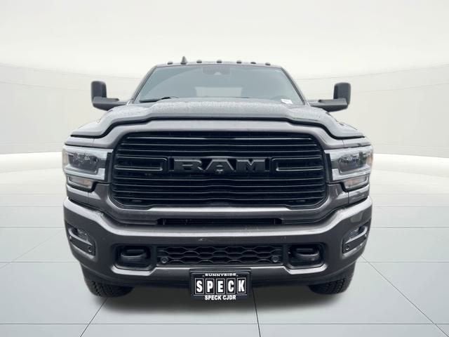 2022 RAM 3500 Laramie Crew Cab 4x4 8' Box