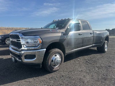 2024 RAM 3500 Tradesman Crew Cab 4x4 8' Box