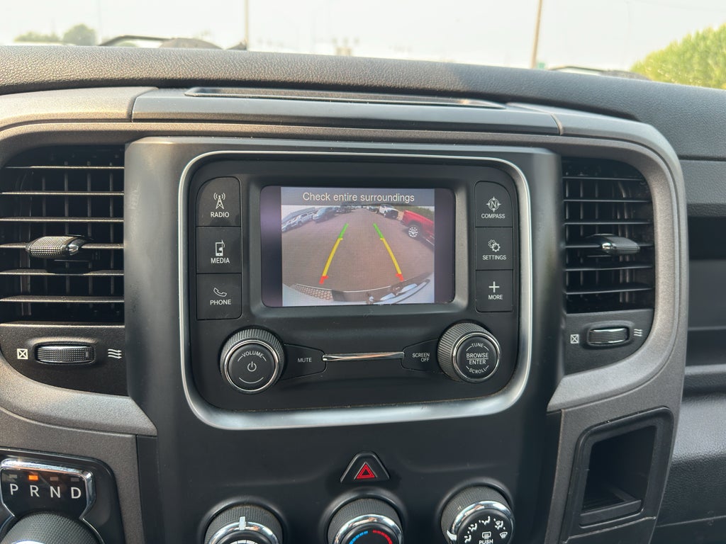 2022 RAM 1500 Classic Tradesman Regular Cab 4x2 8' Box