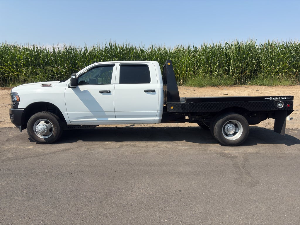2023 RAM 3500 Chassis Tradesman/SLT/Laramie/Limited