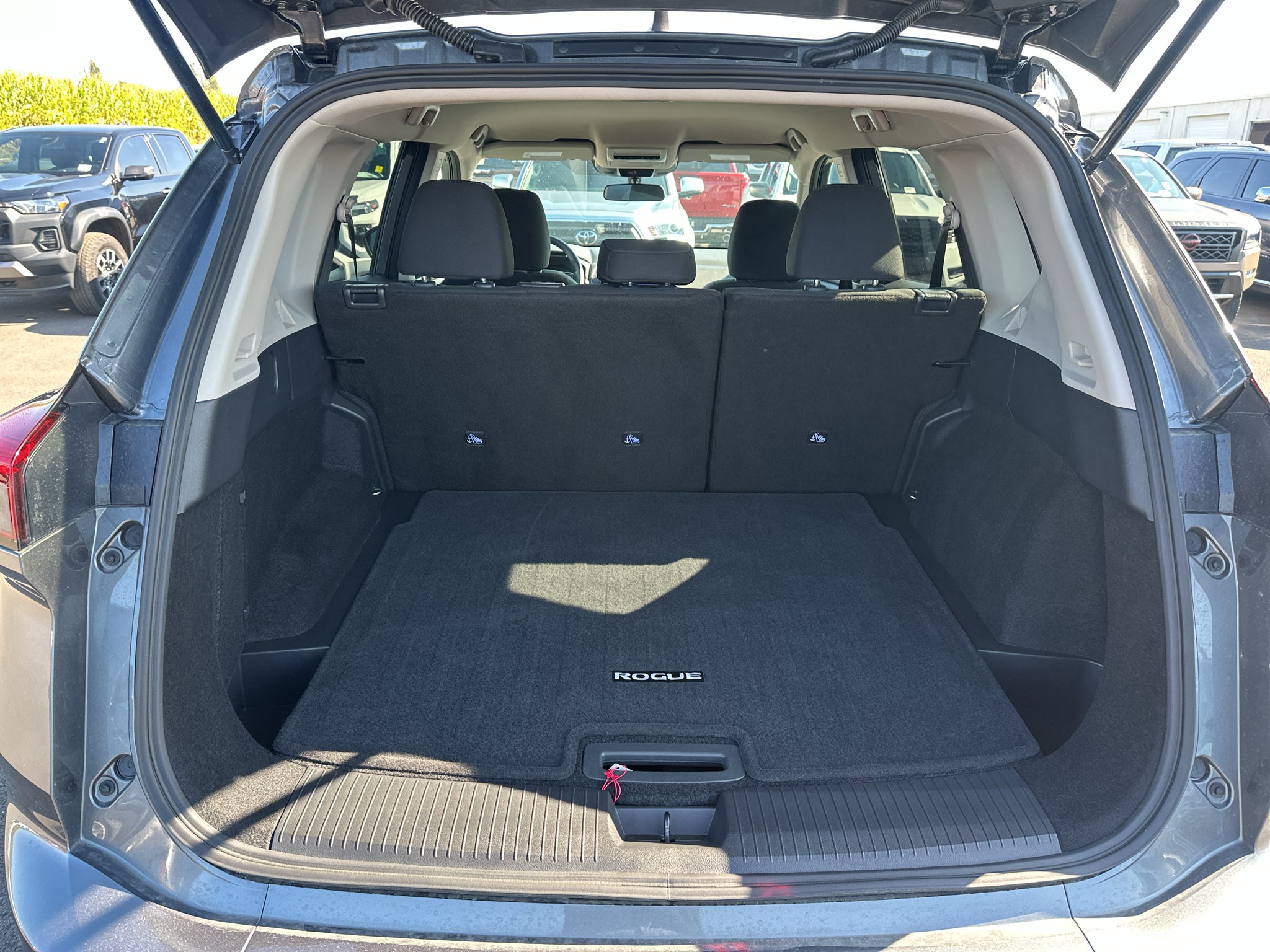 2025 Nissan Rogue S