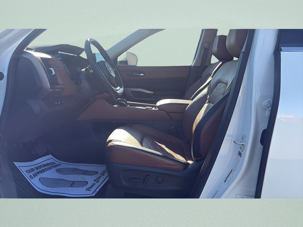 2024 Nissan Pathfinder Platinum 4WD