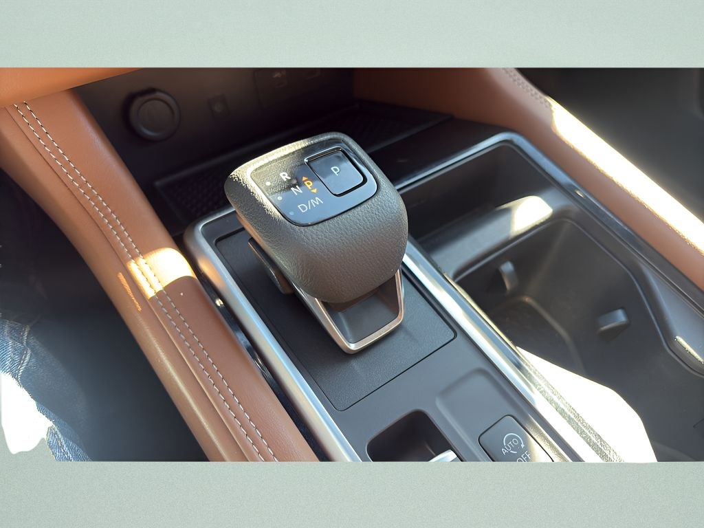 2024 Nissan Pathfinder Platinum 4WD