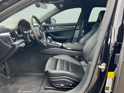 2023 Porsche Panamera 4