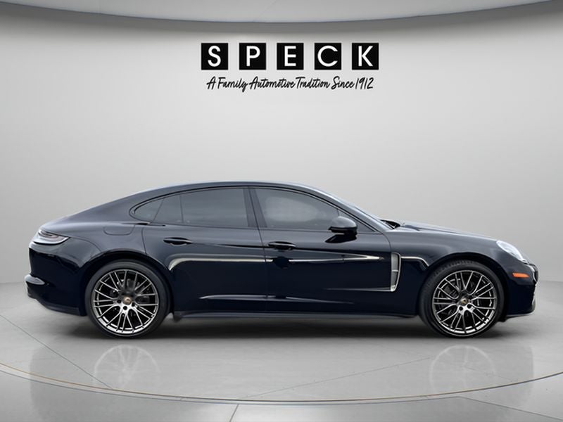 2023 Porsche Panamera 4
