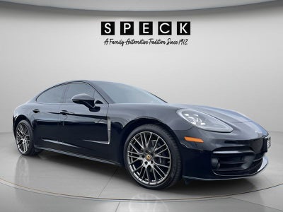 2023 Porsche Panamera 4