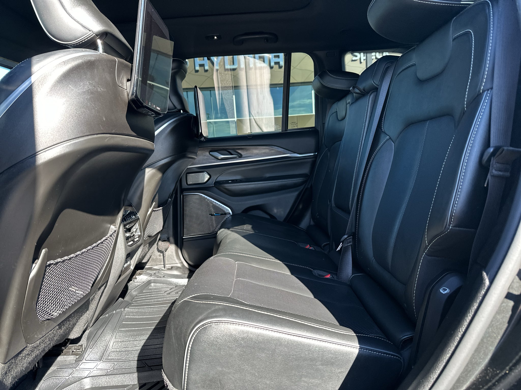 2023 Jeep Grand Cherokee 4xe Overland