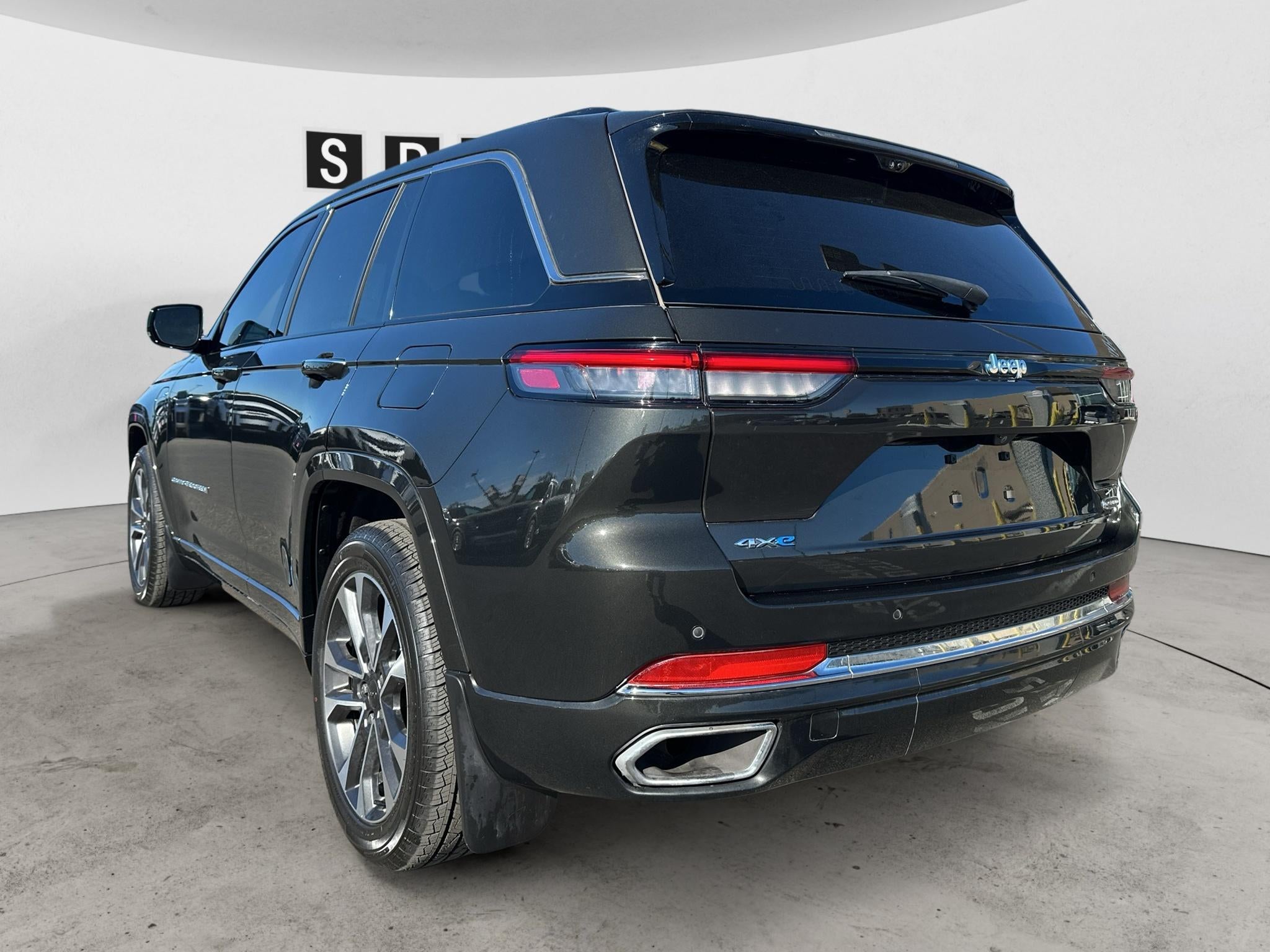 2023 Jeep Grand Cherokee 4xe Overland