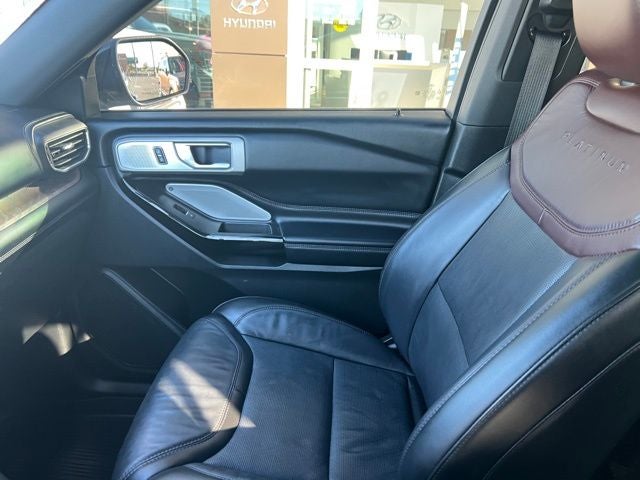 2022 Ford Explorer Platinum