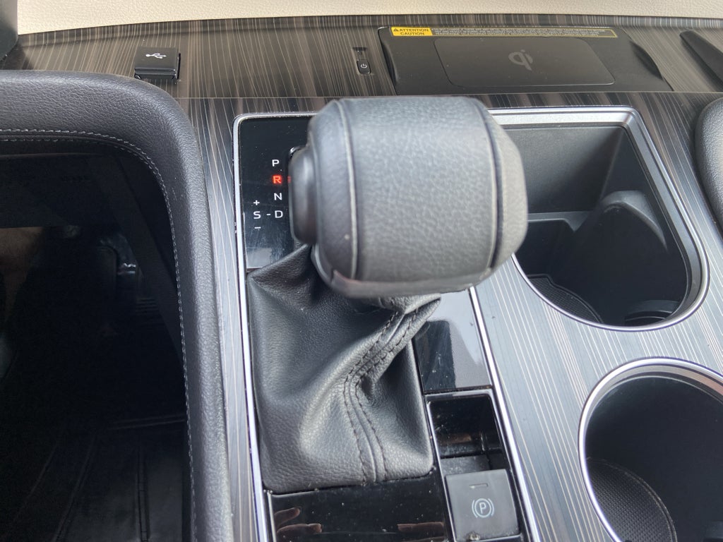 2023 Toyota Sienna Platinum