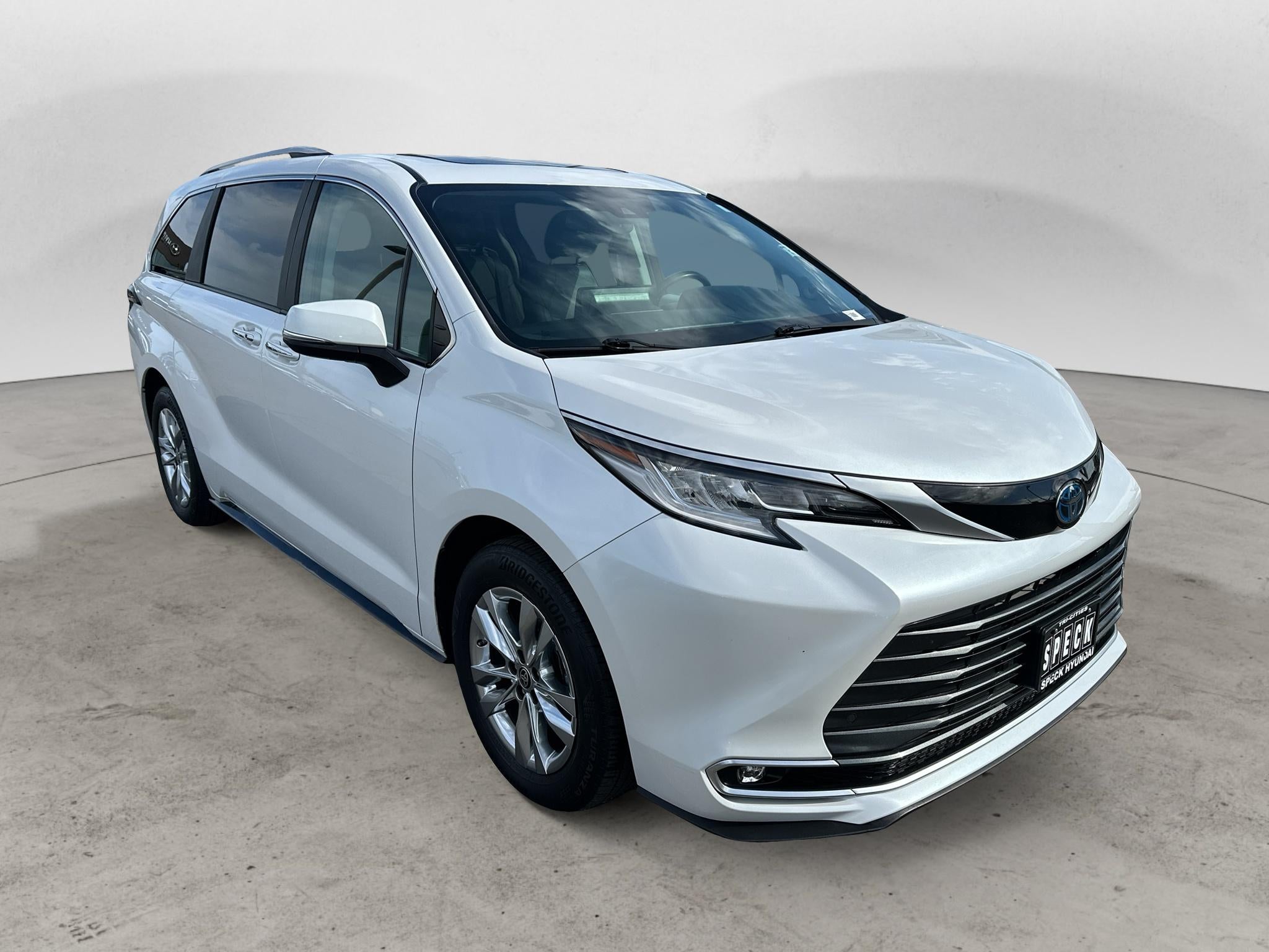 2024 Toyota Sienna Limited