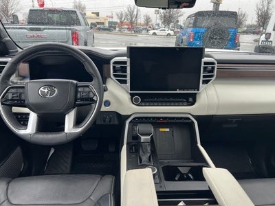 2024 Toyota Sequoia SR5