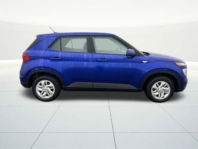 2025 Hyundai Venue SE