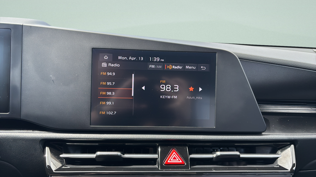 2023 Kia Niro LX
