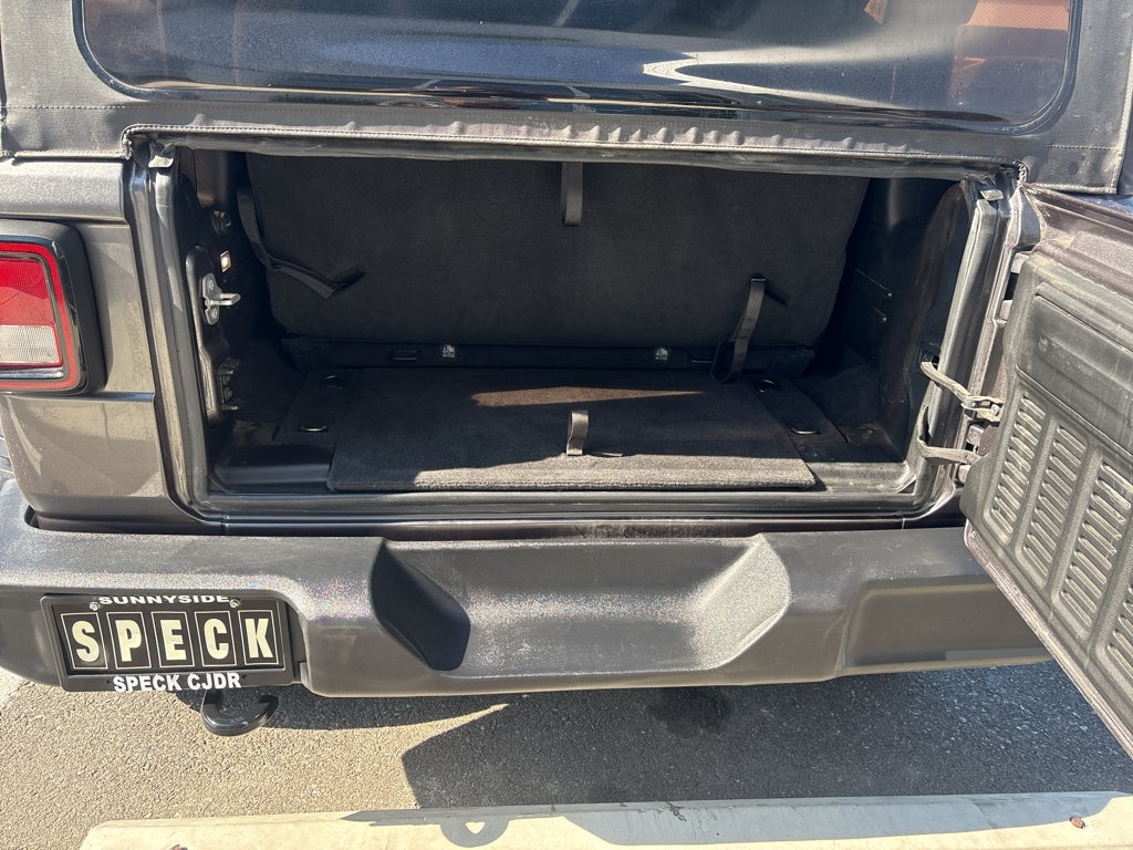 2021 Jeep Wrangler Islander