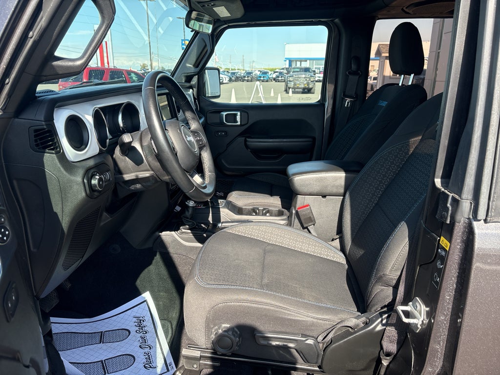 2021 Jeep Wrangler Islander