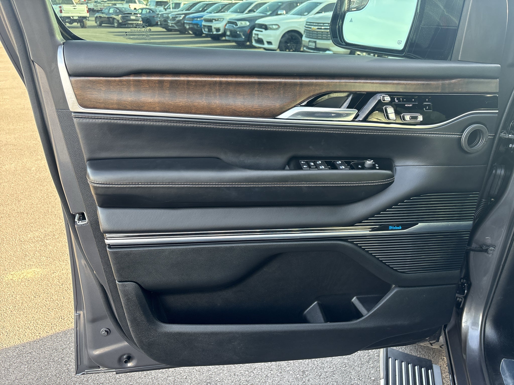 2022 Jeep Grand Wagoneer Series I