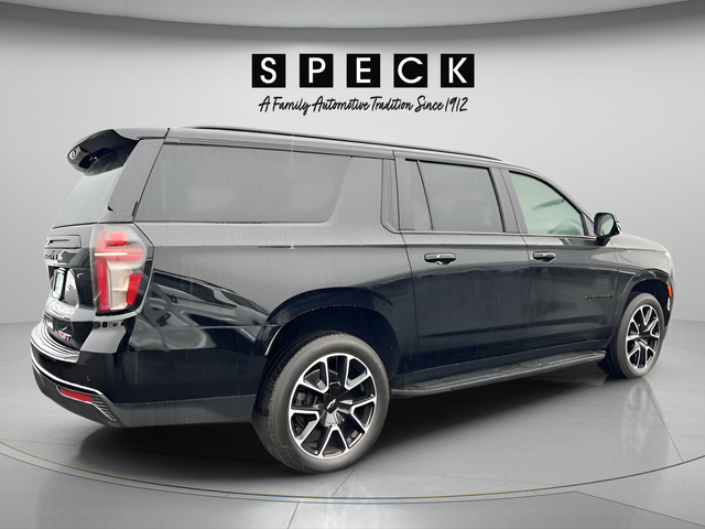 2024 Chevrolet Suburban RST