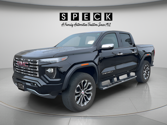 2024 GMC Canyon 4WD Denali Crew Cab Short Box's photo