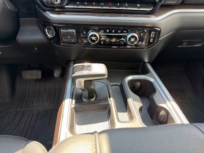 2025 GMC Sierra Elevation