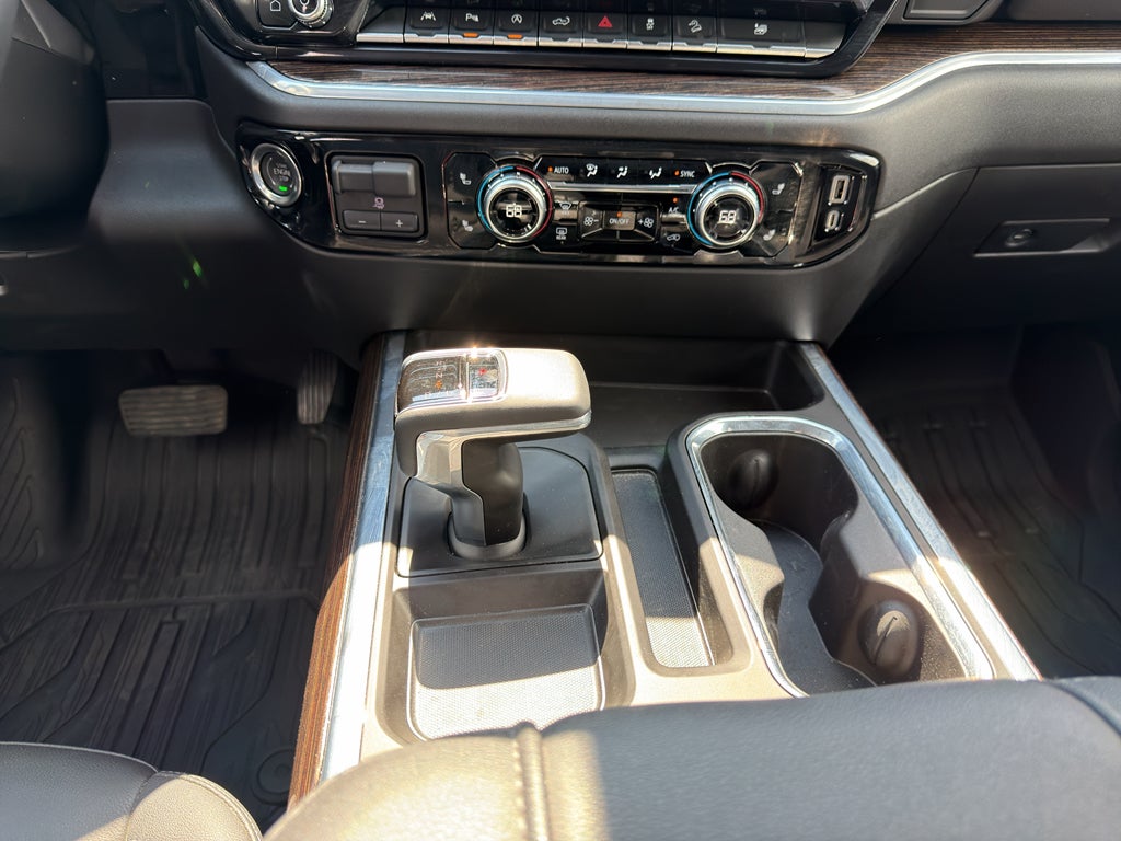 2025 GMC Sierra Elevation