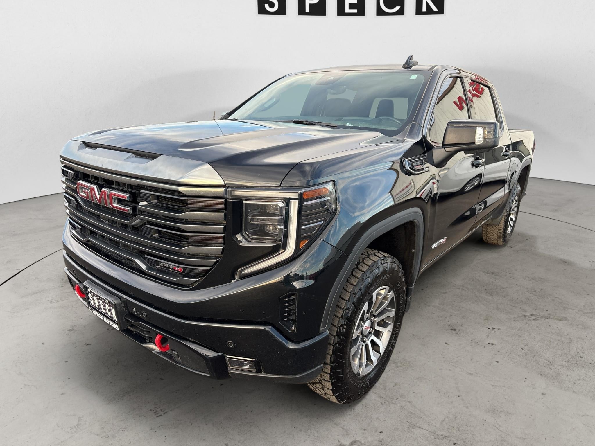 2023 GMC Sierra AT4