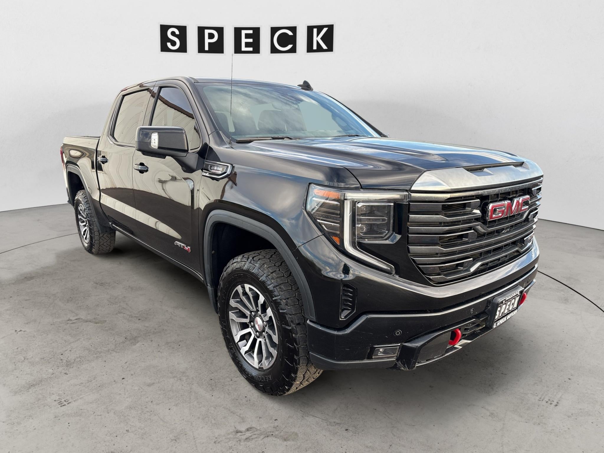 2023 GMC Sierra AT4
