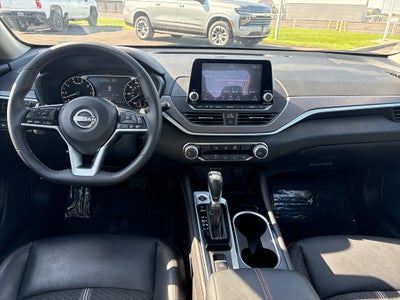2025 Nissan Altima SR