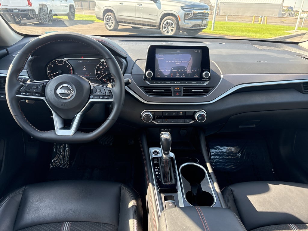 2025 Nissan Altima SR