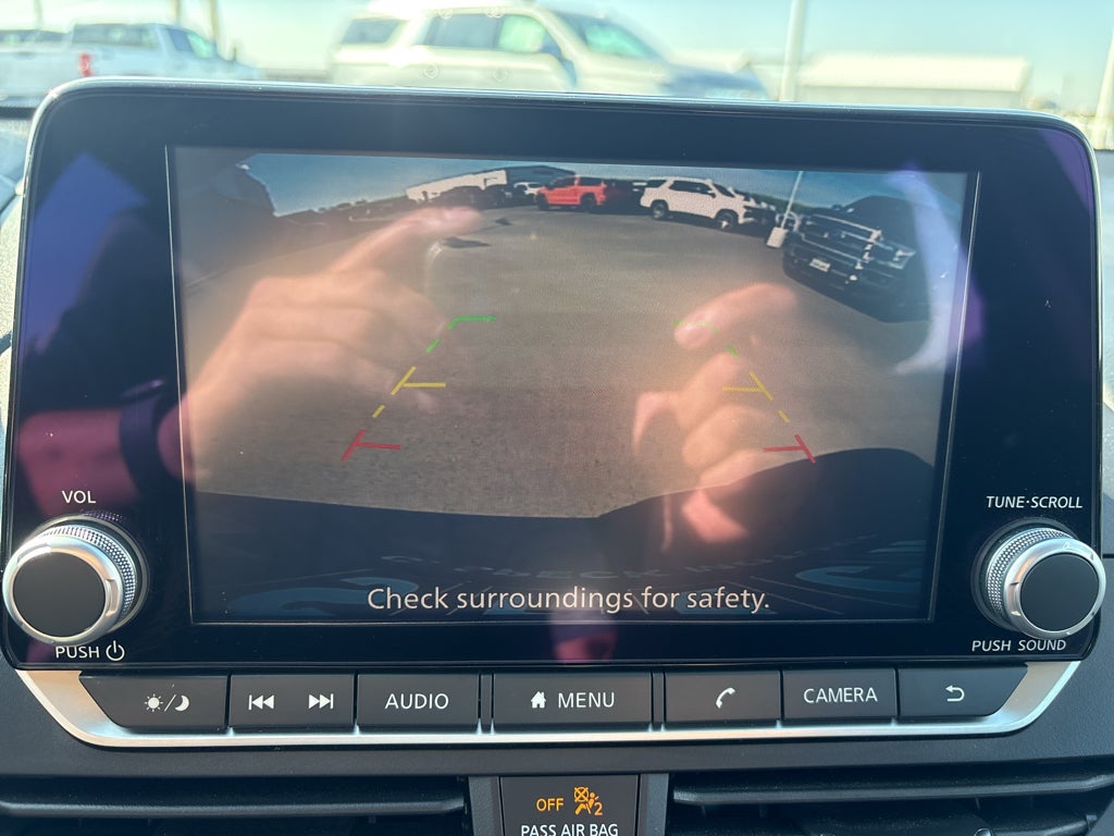 2025 Nissan Altima SR
