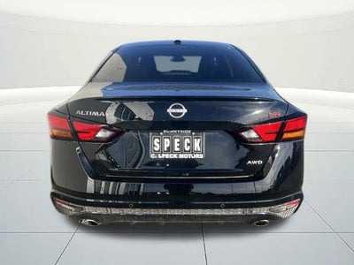 2025 Nissan Altima SR