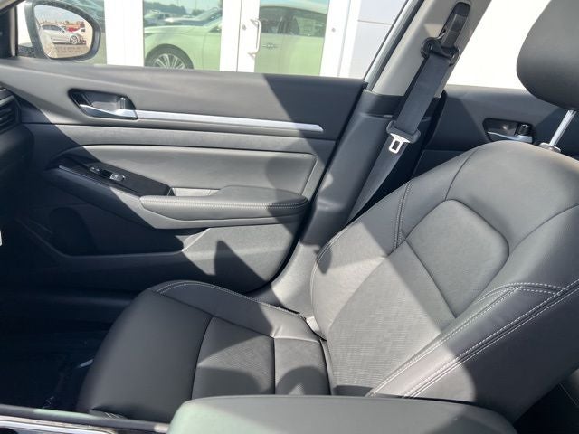 2025 Nissan Altima SL