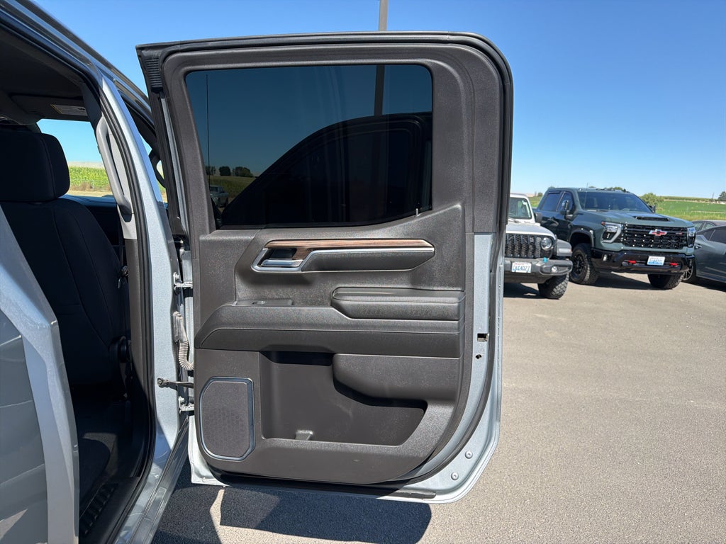 2024 Chevrolet Silverado LT Trail Boss
