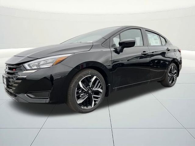 2025 Nissan Versa Sedan SR
