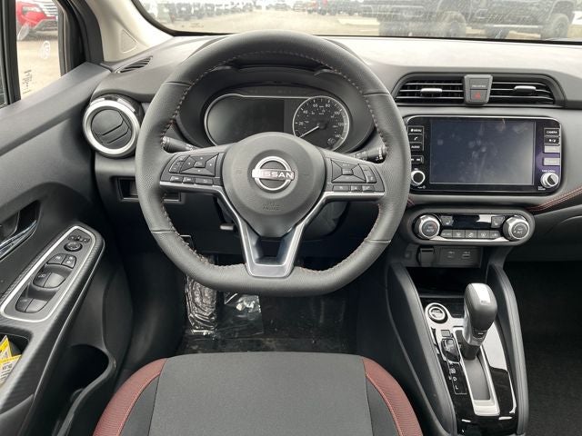 2025 Nissan Versa SR