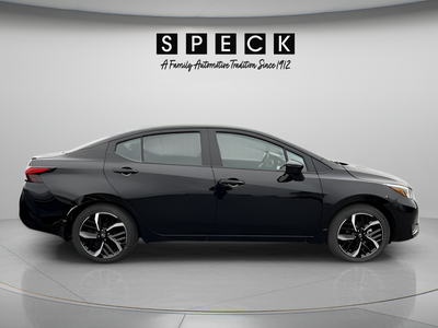 2025 Nissan Versa SR