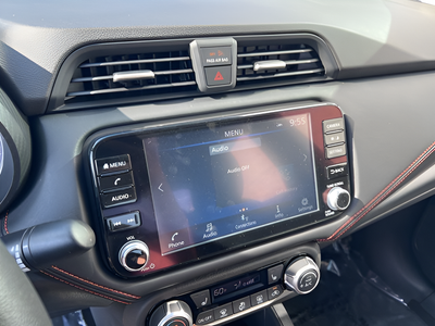 2025 Nissan Versa SR