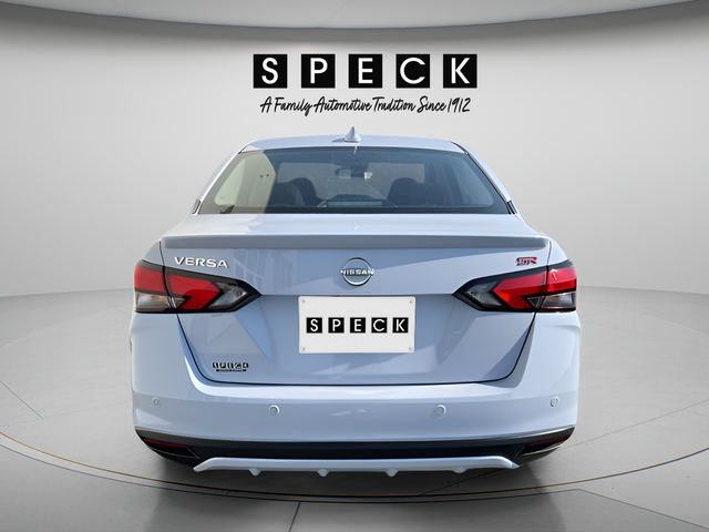 2025 Nissan Versa SR