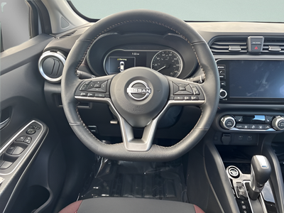 2025 Nissan Versa SR