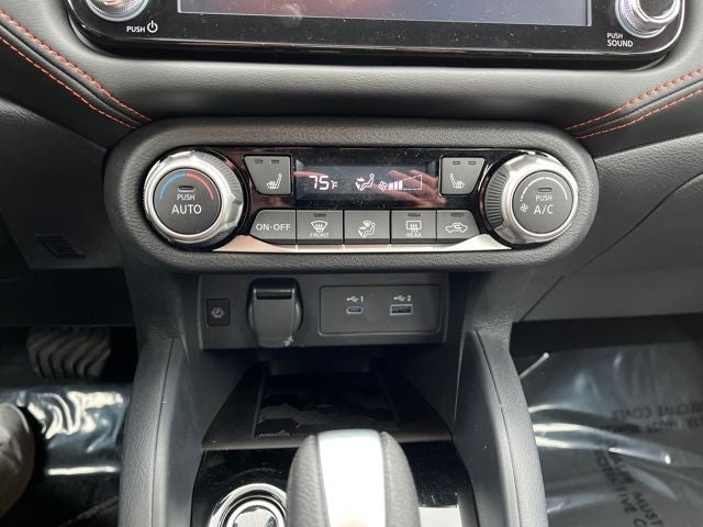 2025 Nissan Versa SR