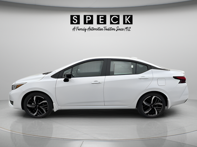 2025 Nissan Versa SR