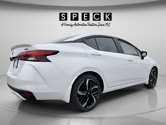 2025 Nissan Versa SR